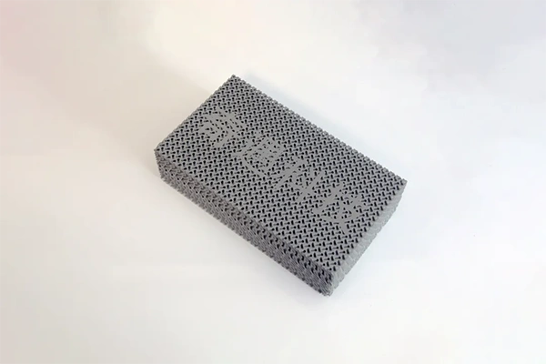 Application Results | Adventure Technology Independent Research and Development Equipment Printing High Purity Large Size Complex Silicon Carbide Structure-Gradient G Curved Surface Body