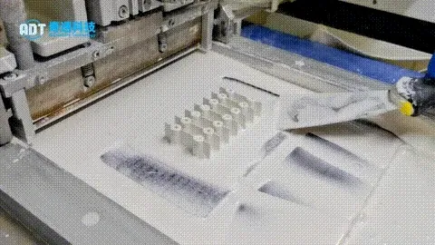 Application results | Light curing DLP 3D printing alumina porous cylindrical structure case