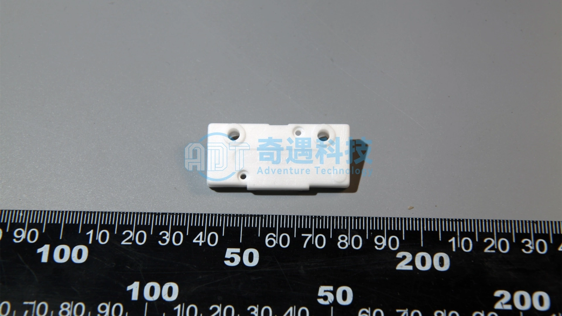 Application Results | Light Curing DLP 3D Printing Alumina Remote Control Case