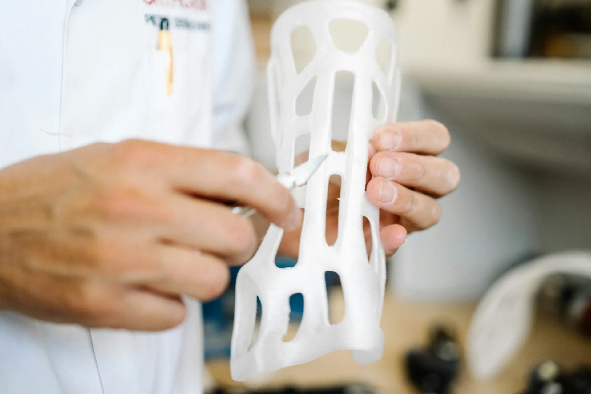Designing For Porosity: Engineering Lightweight Ceramic Structures With Additive Manufacturing