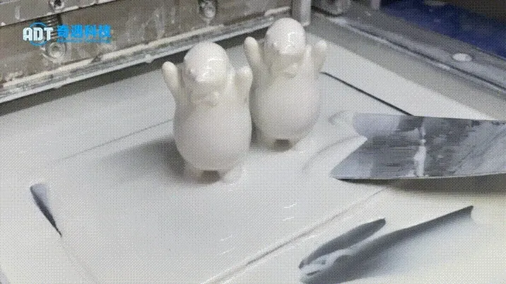Only 90min! Ceramic 3D printed height 51mm alumina polar bear green body